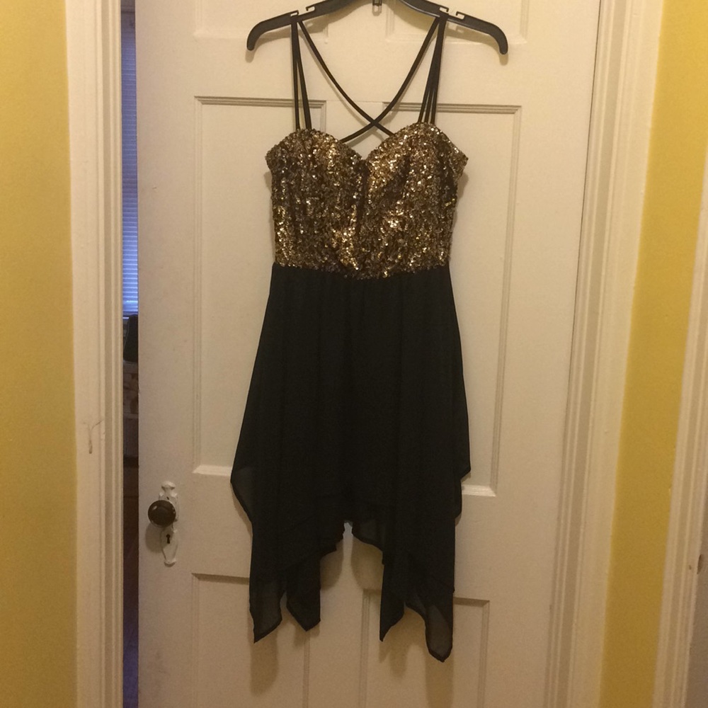 Gold & Black homecoming dress
